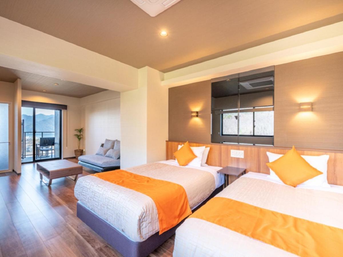 Livemax Resort Miyahama Ocean View Хацукаити Экстерьер фото